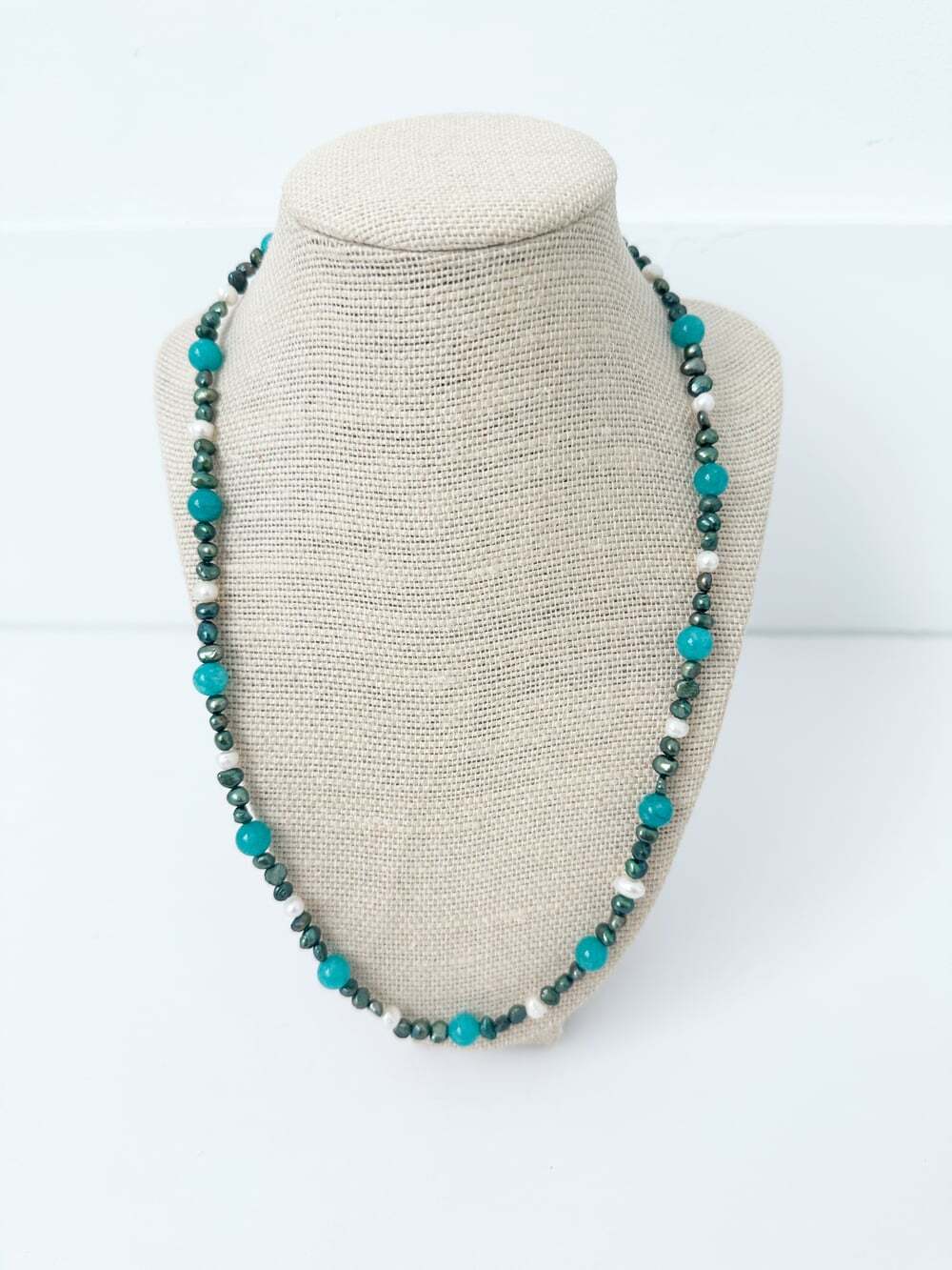 NWT Genuine Chalcedony & Pearls Necklace Blue Green White Beaded